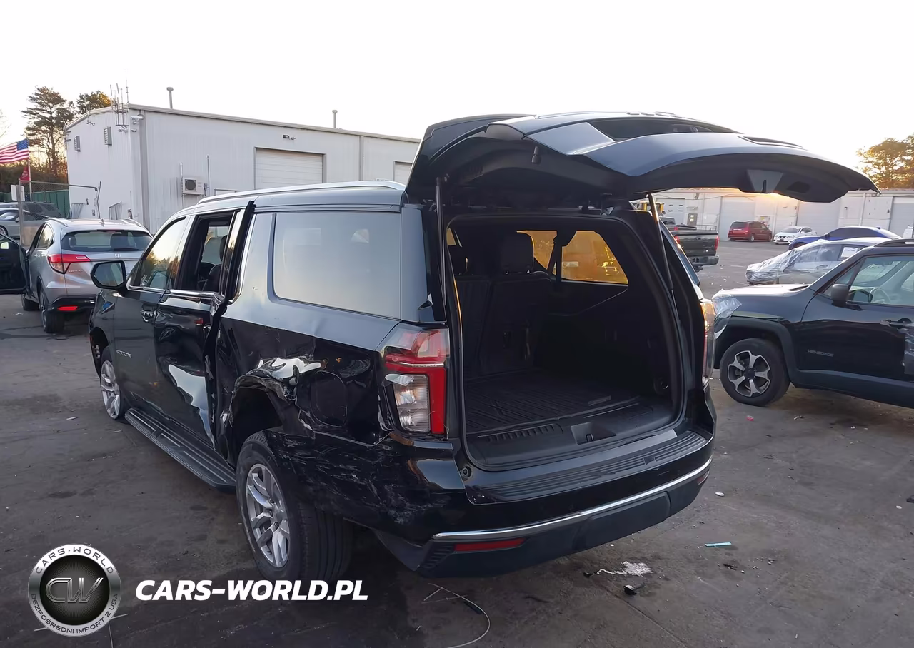 2023 Chevrolet Suburban 4Wd Ls VIN:1GNSKBKD5PR115060 - 3