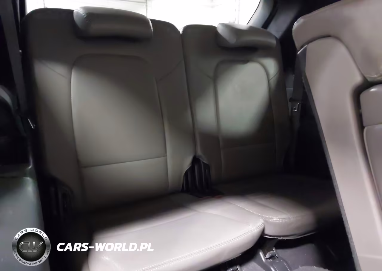 2017 Hyundai Santa Fe Se Ultimate VIN:KM8SRDHF3HU183408 - 17