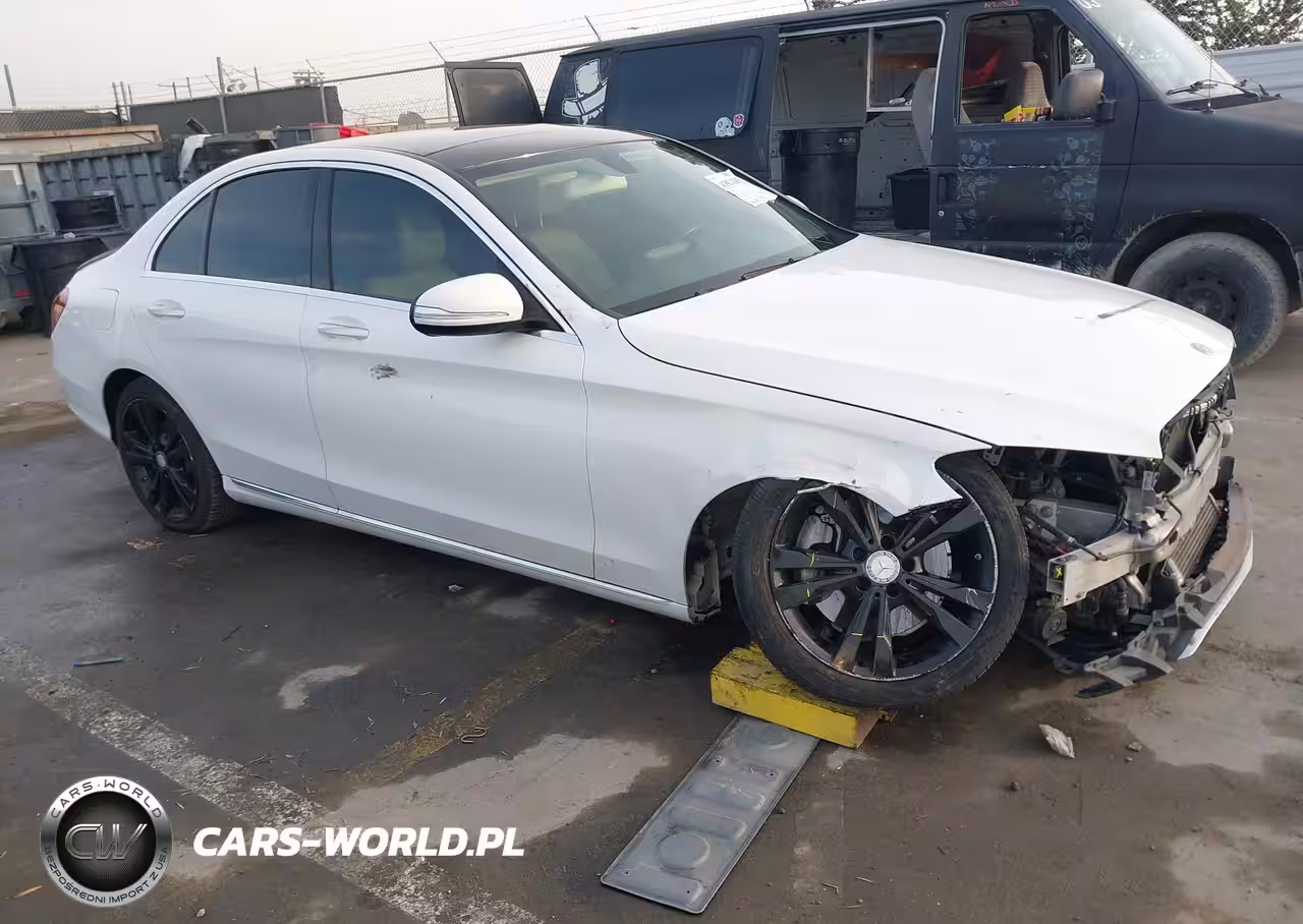 2015 Mercedes-Benz C 300 4Matic