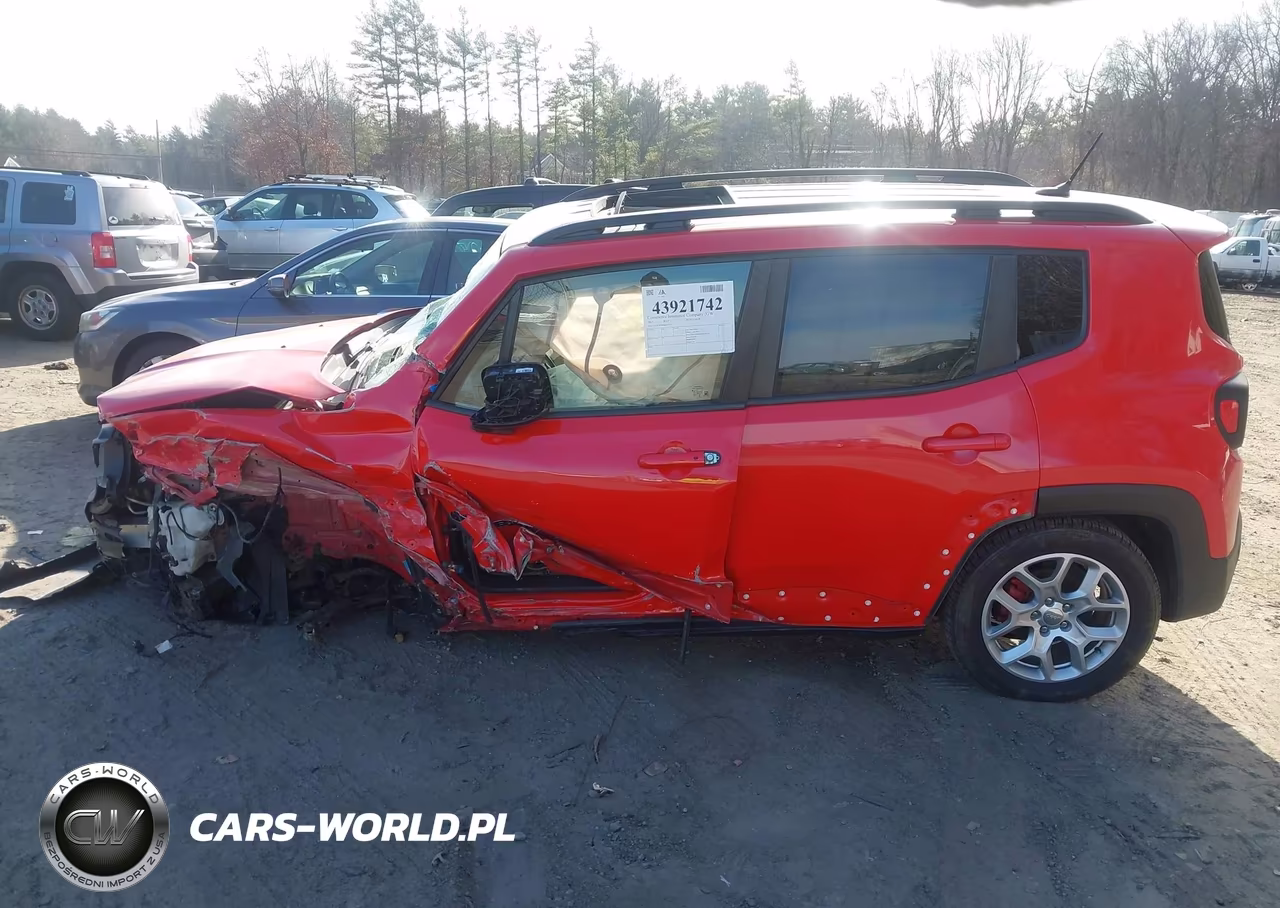 2017 Jeep Renegade Latitude 4X4 VIN:ZACCJBBB4HPF37125 - 14