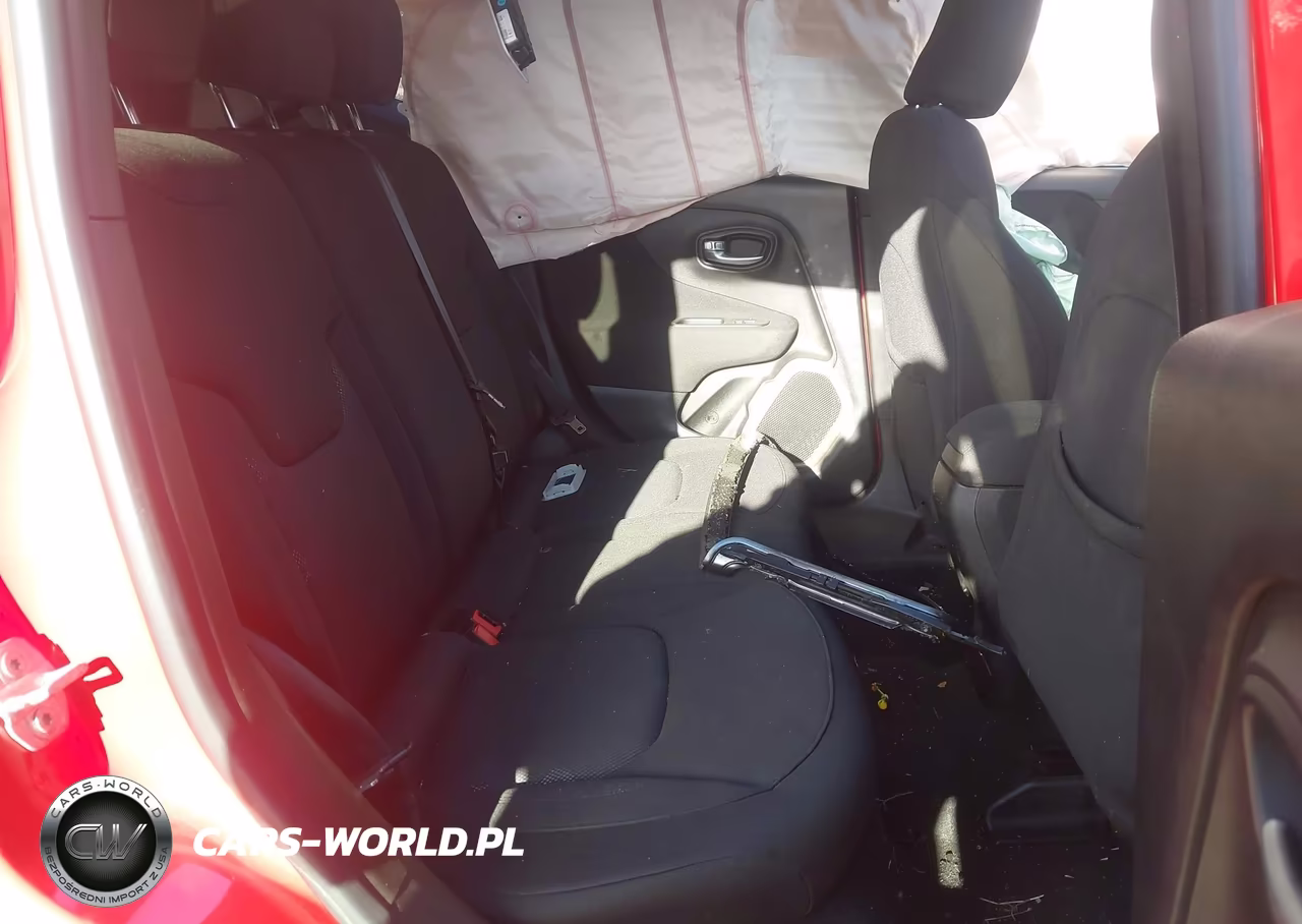 2017 Jeep Renegade Latitude 4X4 VIN:ZACCJBBB4HPF37125 - 8