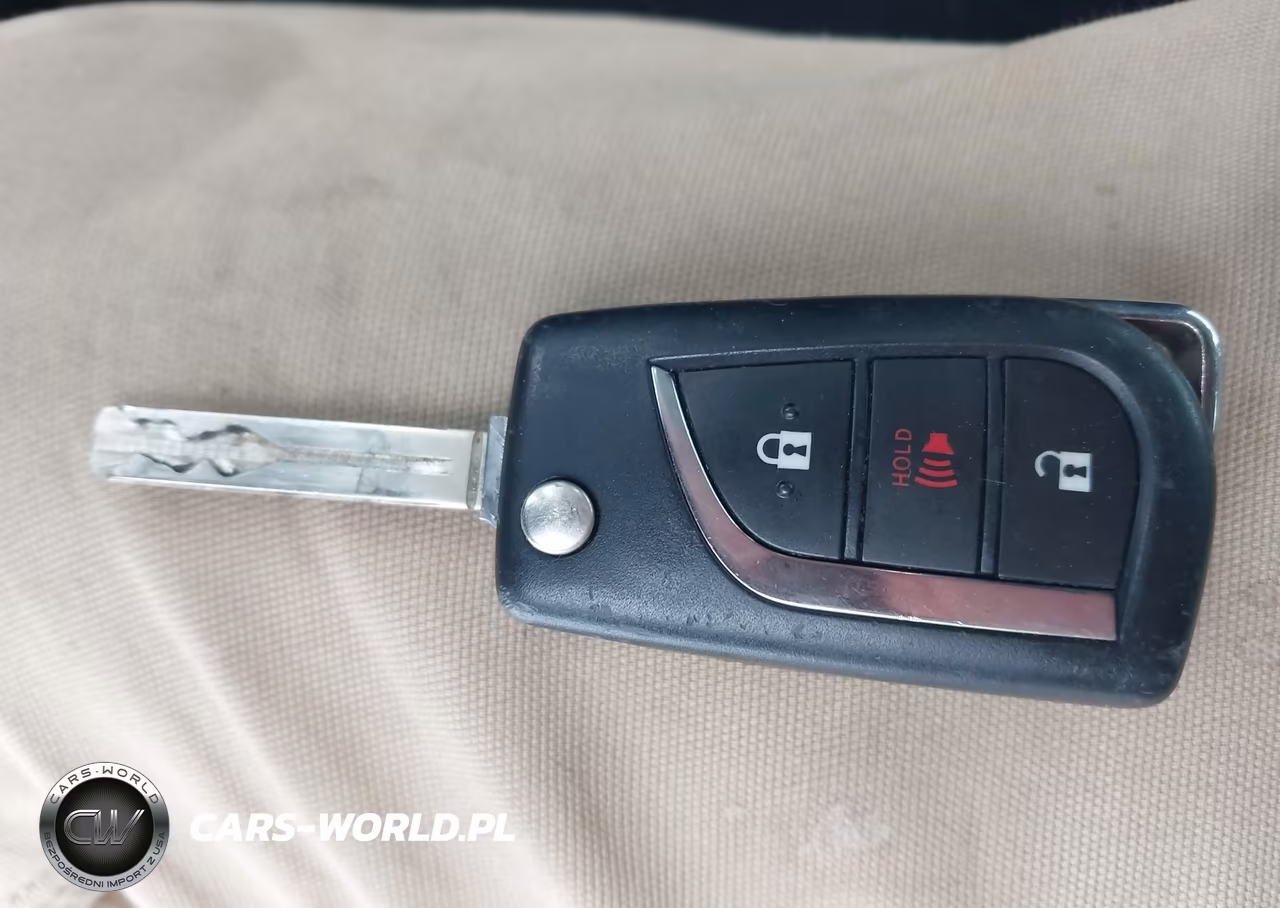 2021 Toyota Rav4 Hybrid Le VIN:4T3MWRFV8MU044188 - 11