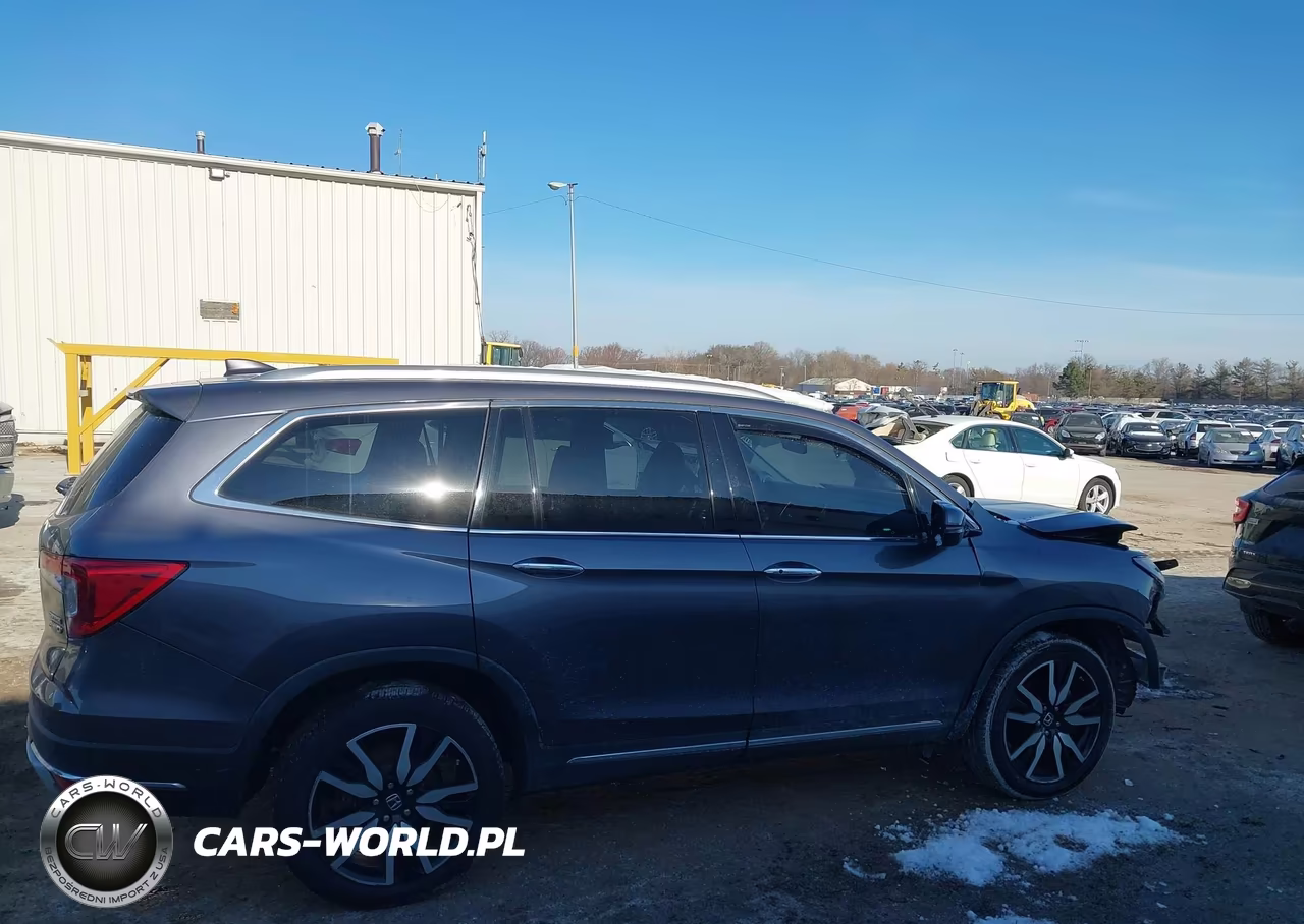 2019 Honda Pilot Touring VIN:5FNYF6H9XKB018470 - 13