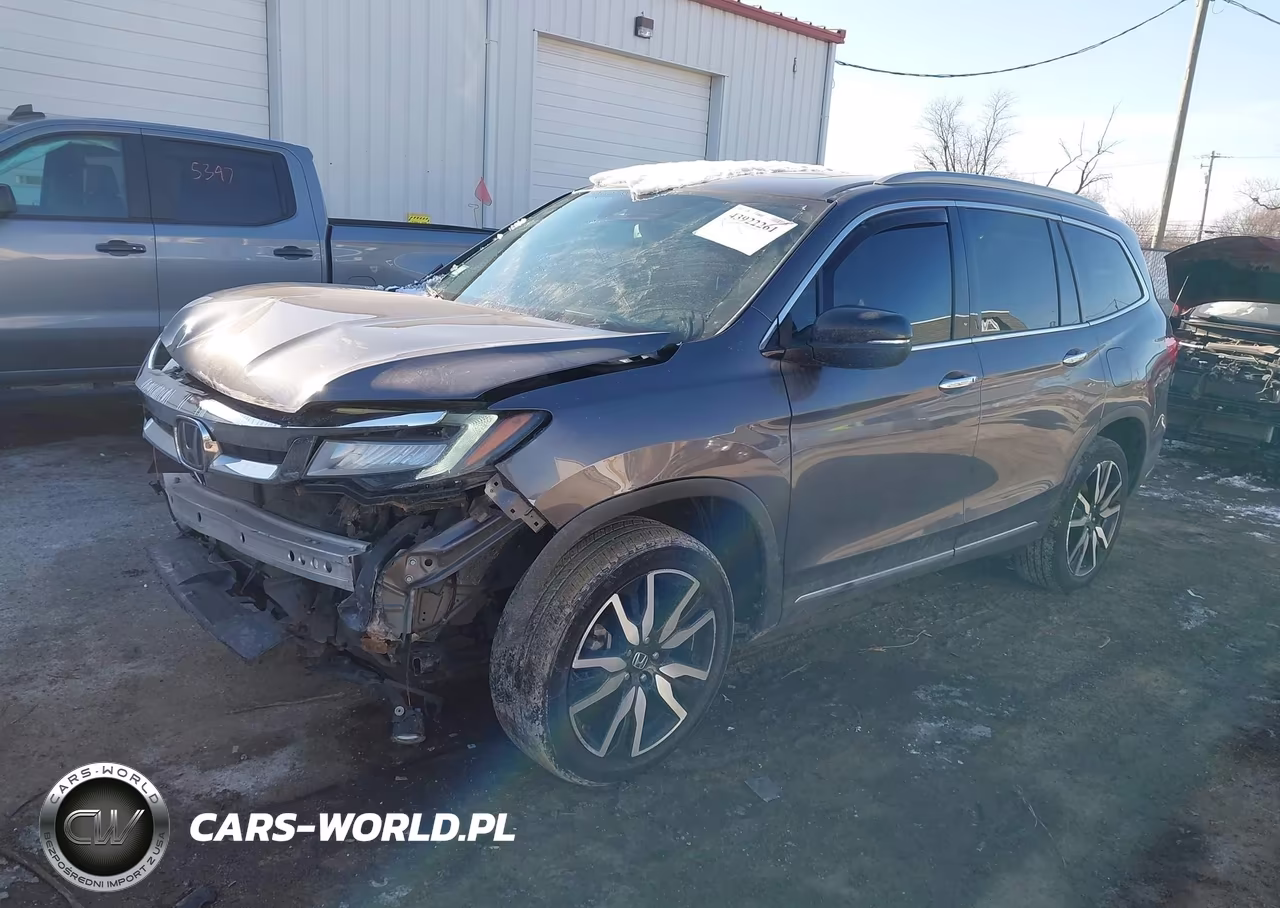2019 Honda Pilot Touring VIN:5FNYF6H9XKB018470 - 2
