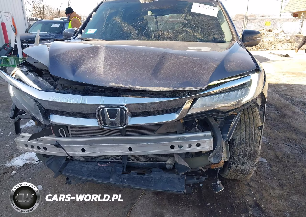 2019 Honda Pilot Touring VIN:5FNYF6H9XKB018470 - 6