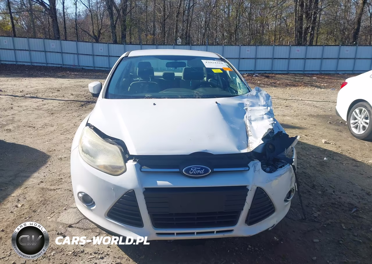2012 Ford Focus Se VIN:1FAHP3F23CL132073 - 13