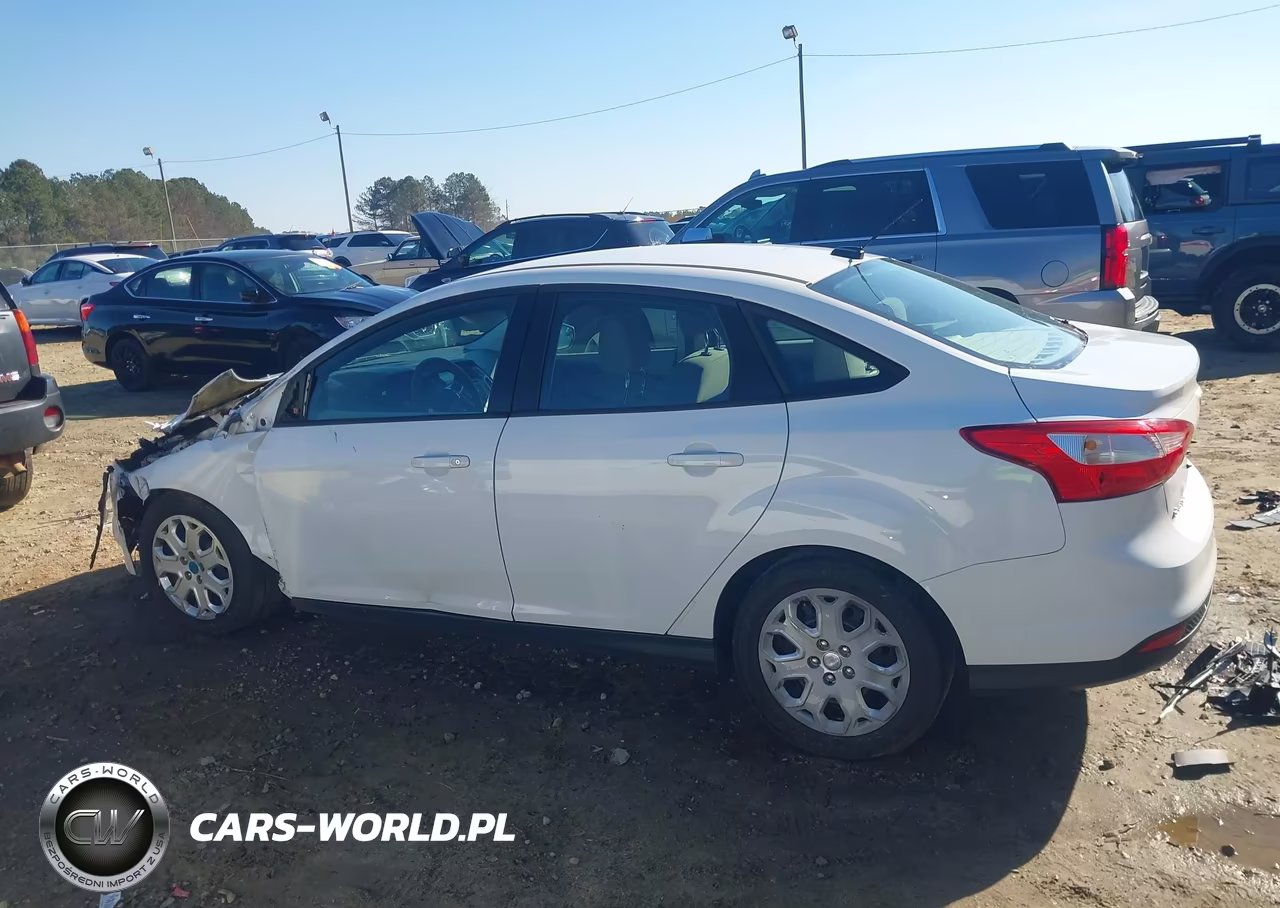 2012 Ford Focus Se VIN:1FAHP3F23CL132073 - 15