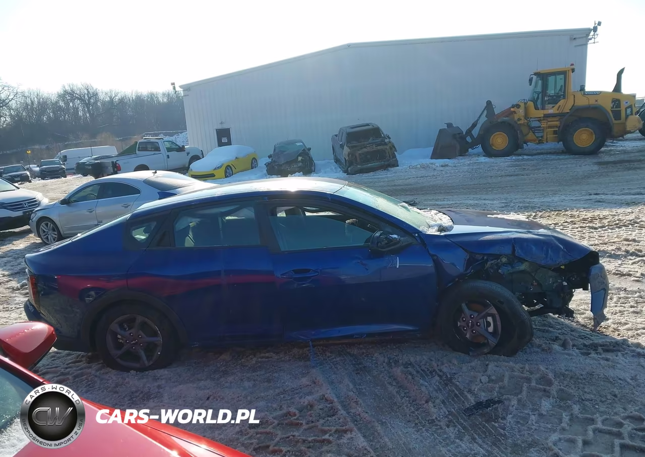 2025 Kia K4 Lxs VIN:3KPFT4DE3SE010708 - 12