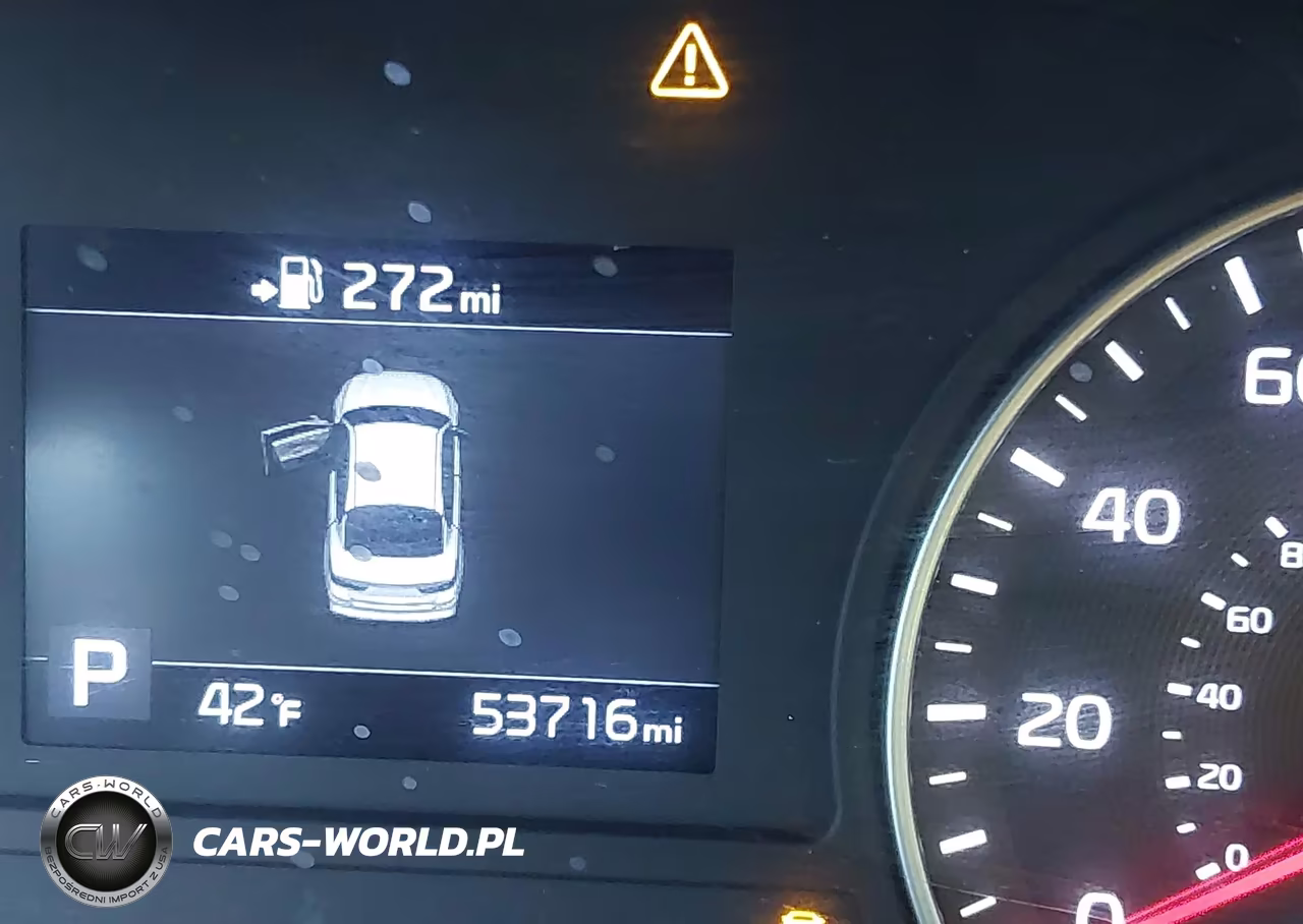 2019 Kia Optima Lx VIN:5XXGT4L31KG354954 - 16
