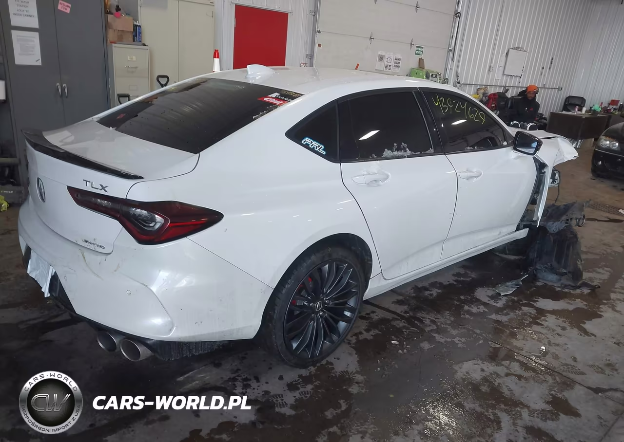 ACURA TLX VIN:19UUB7F00PA002221 - 4