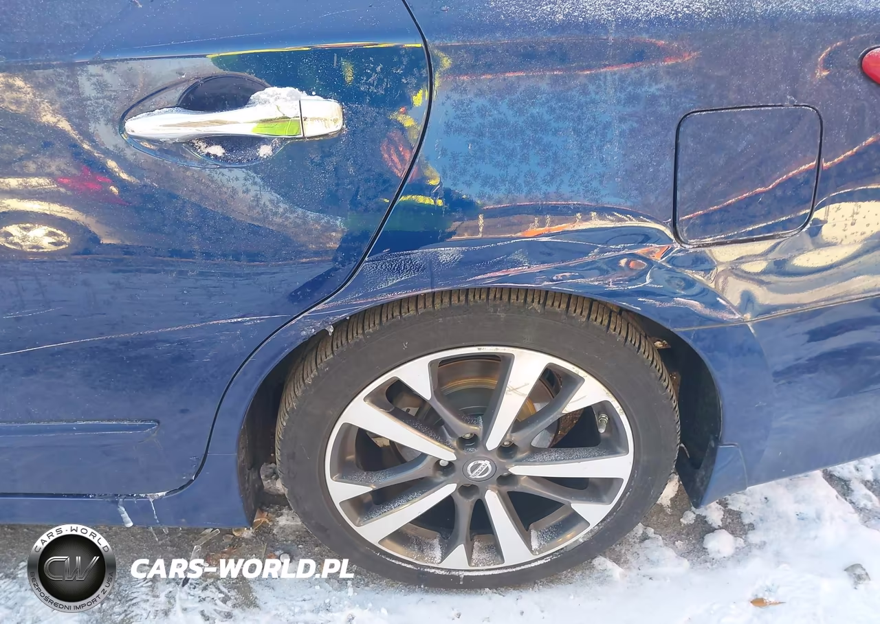 2017 Nissan Altima 2.5 Sr VIN:1N4AL3AP8HN332569 - 6