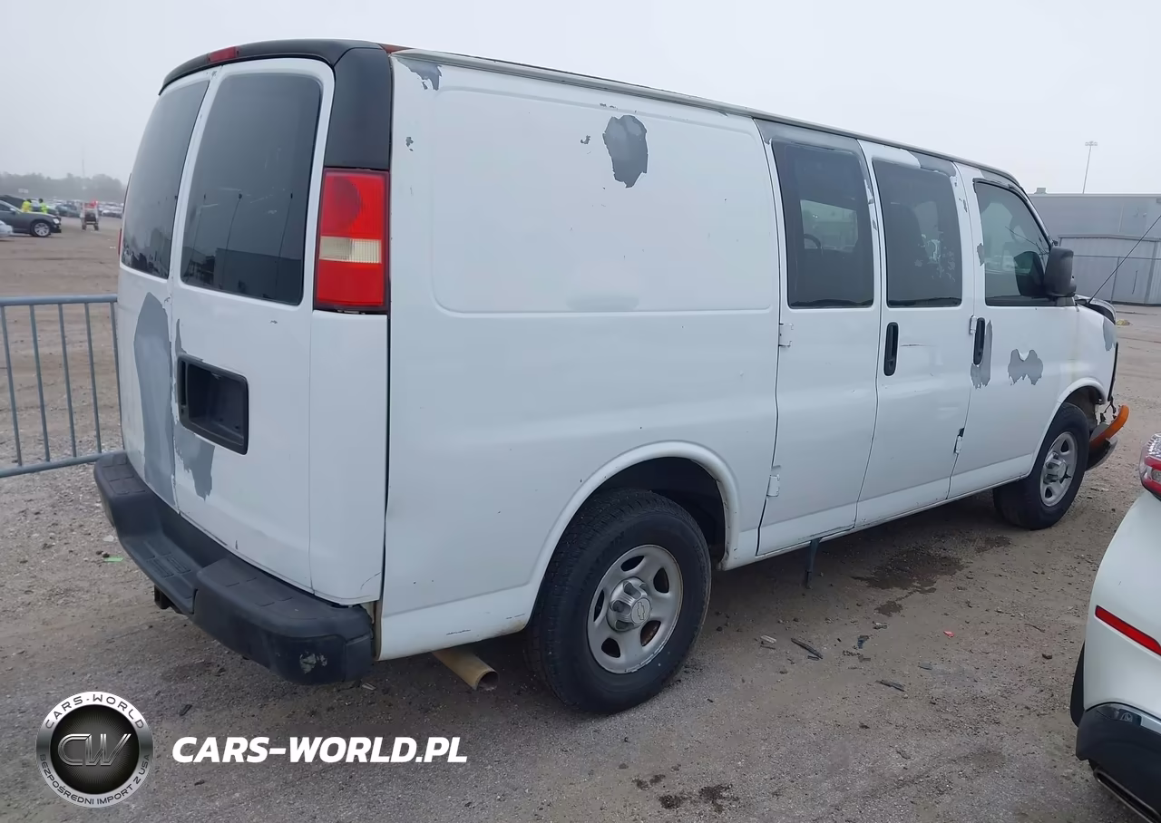 2006 Chevrolet Express Work Van VIN:1GCFG15X861218790 - 4