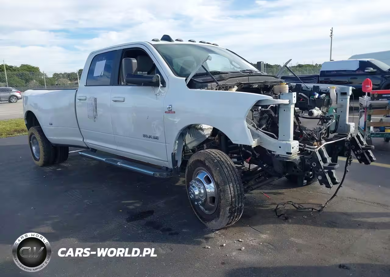 2021 Ram 3500 Big Horn 4X4 8' Box