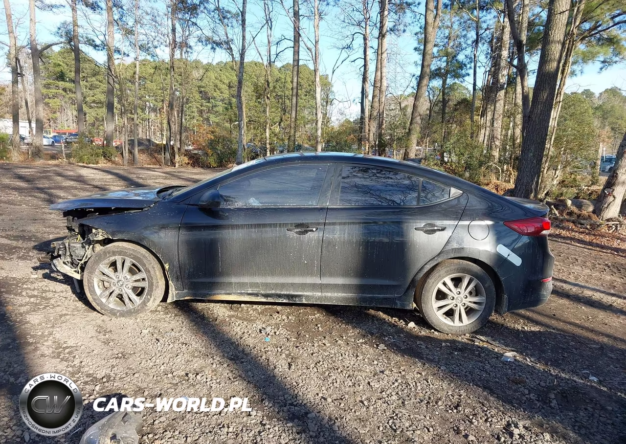 2018 Hyundai Elantra Sel VIN:5NPD84LFXJH226794 - 15