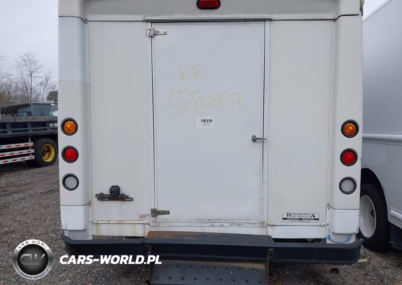 2010 Ford E-450 Cutaway VIN:1FDFE4FL3ADA34797 - 14