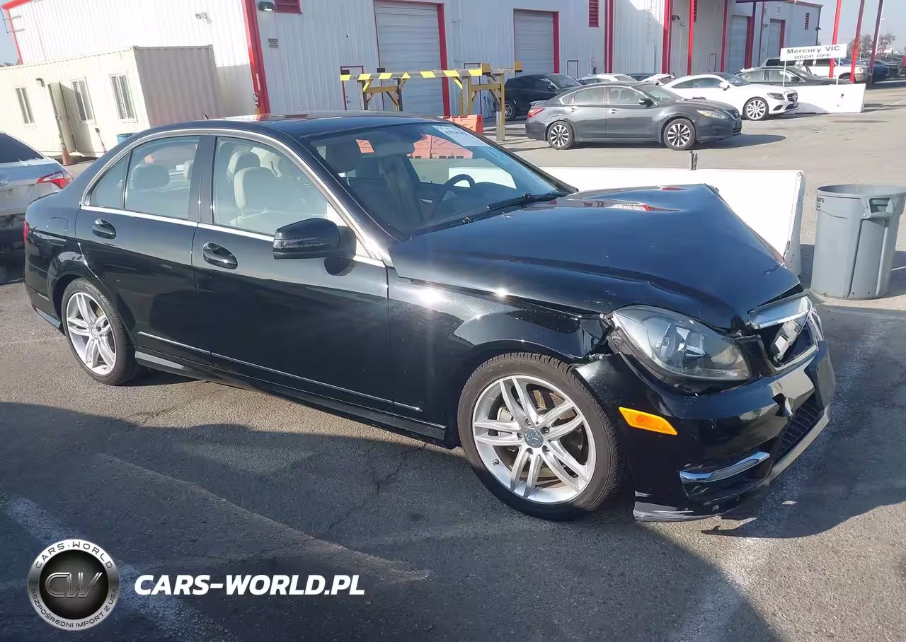 2013 Mercedes-Benz C 250 Sport