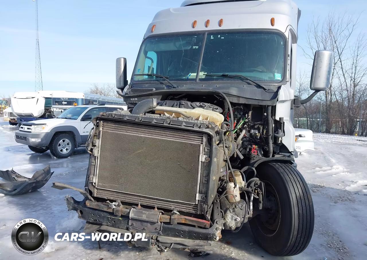 2016 Freightliner Cascadia 125 VIN:3AKJGLDVXGSHE0361 - 11