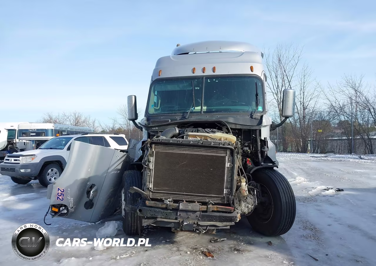 2016 Freightliner Cascadia 125 VIN:3AKJGLDVXGSHE0361 - 12