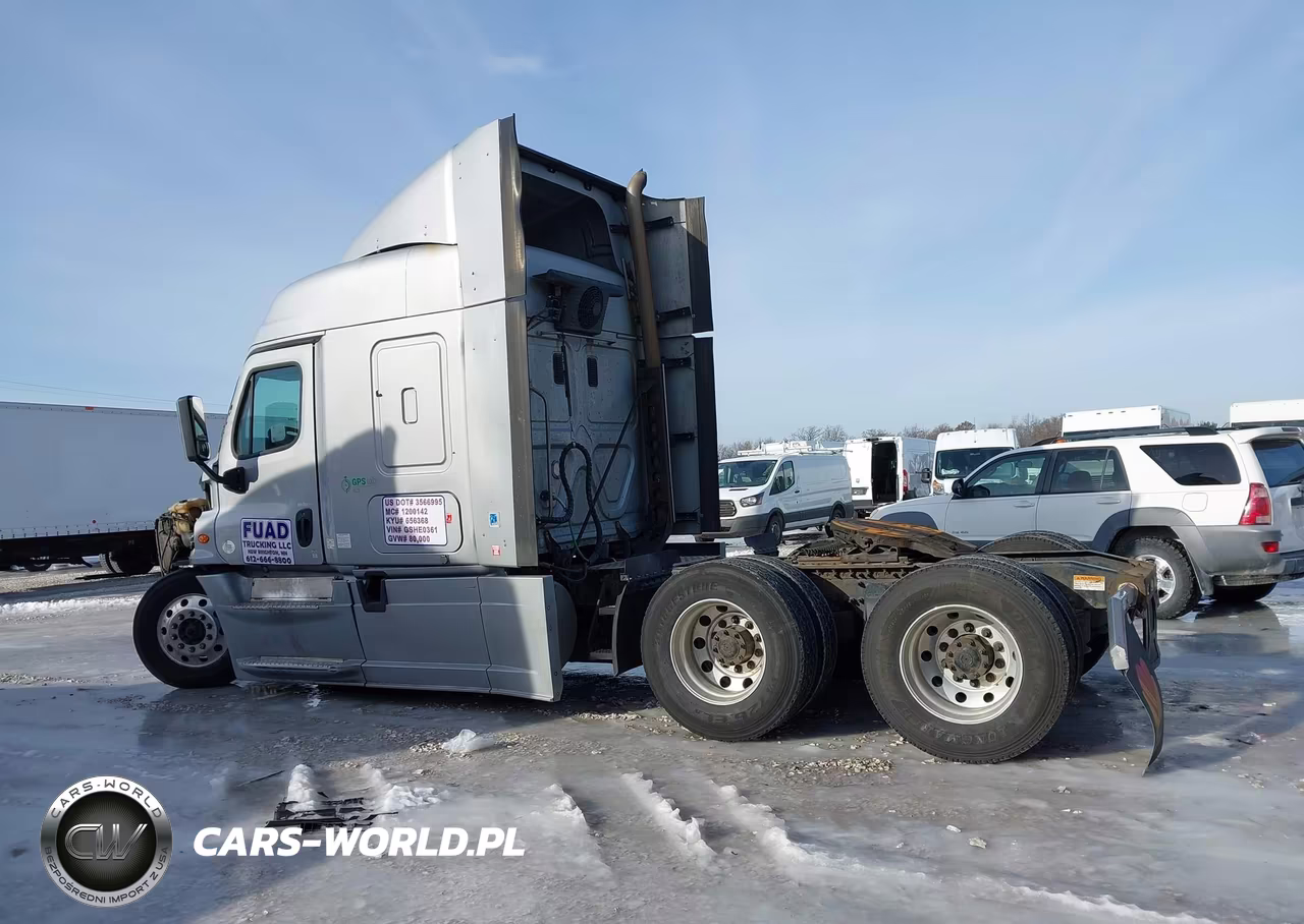 2016 Freightliner Cascadia 125 VIN:3AKJGLDVXGSHE0361 - 14
