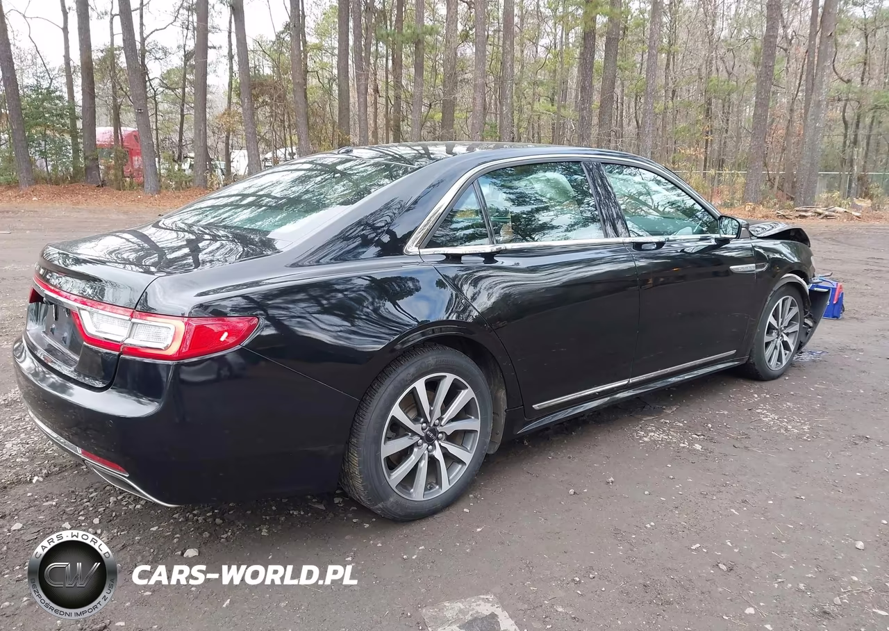 2017 Lincoln Continental Livery VIN:1LN6L9HK9H5629939 - 4