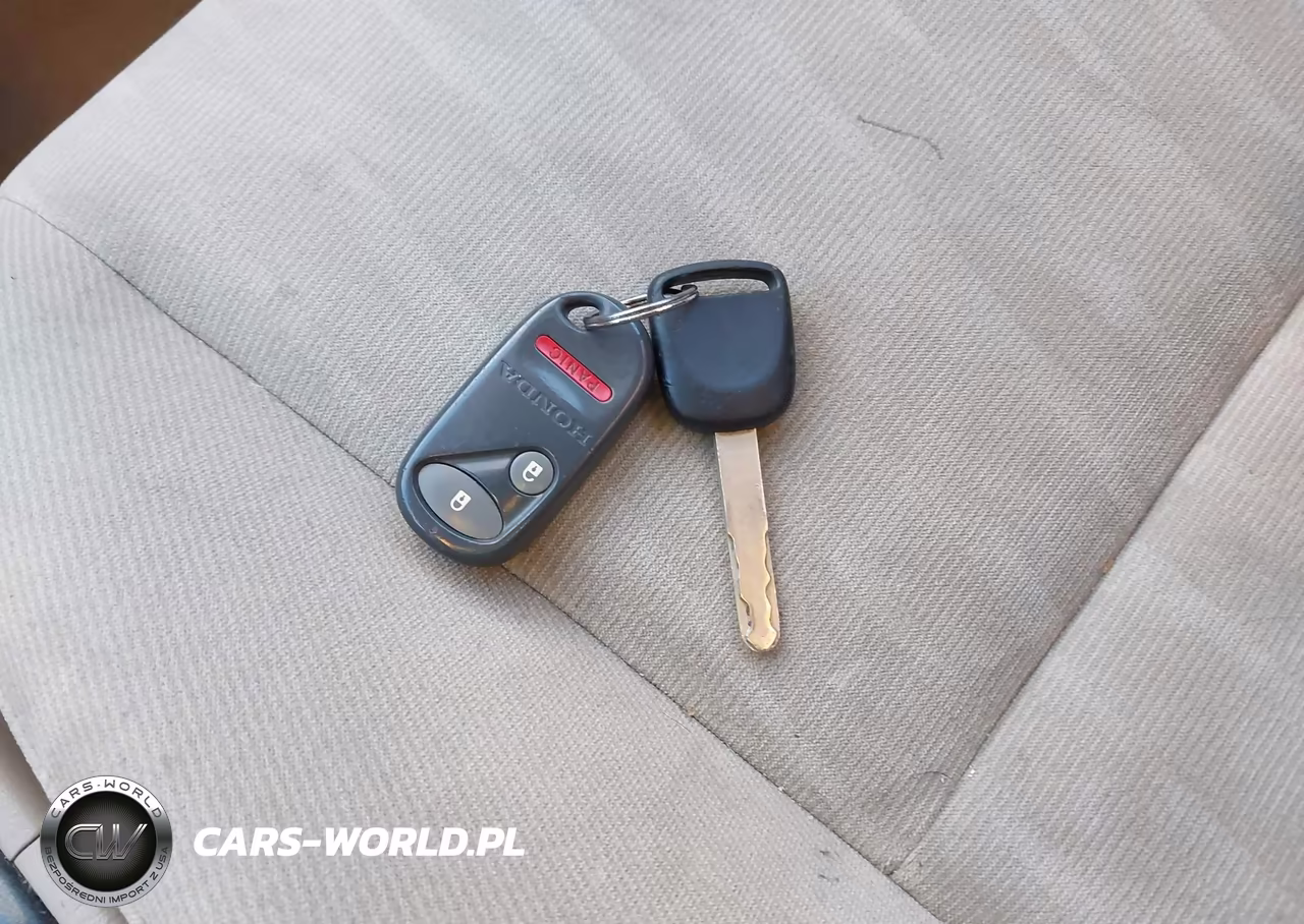 2004 Honda Civic Lx VIN:2HGES165X4H524803 - 11