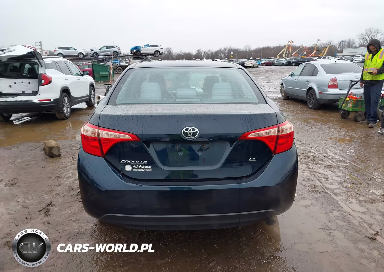 2018 Toyota Corolla Le VIN:2T1BURHE2JC982820 - 16