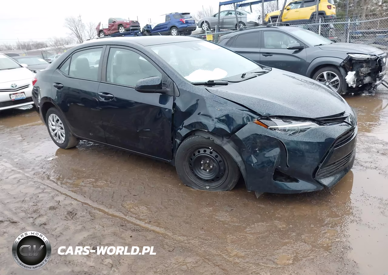2018 Toyota Corolla Le VIN:2T1BURHE2JC982820 - 6