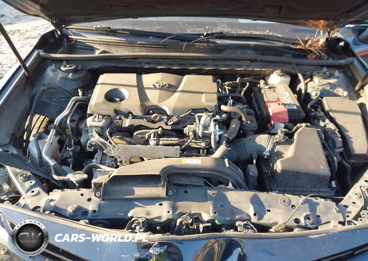 2018 Toyota Camry Le VIN:4T1B11HK1JU661429 - 10