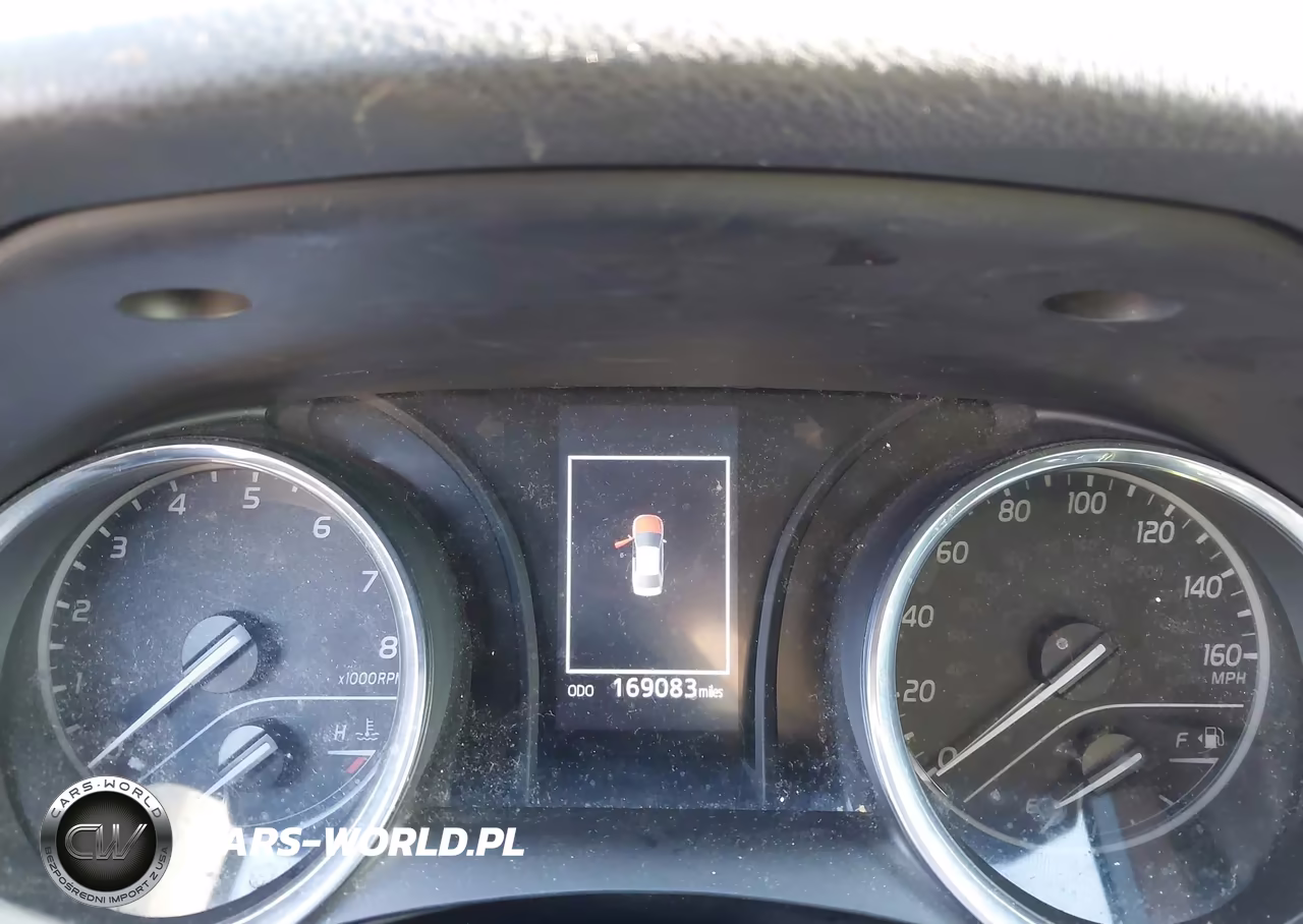 2018 Toyota Camry Le VIN:4T1B11HK1JU661429 - 7