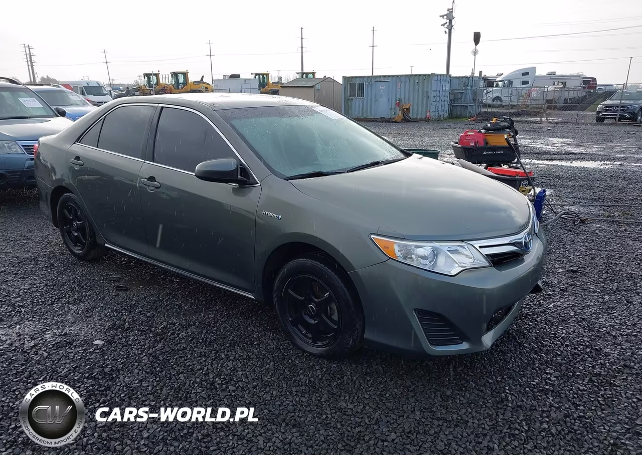 2013 Toyota Camry Hybrid Le