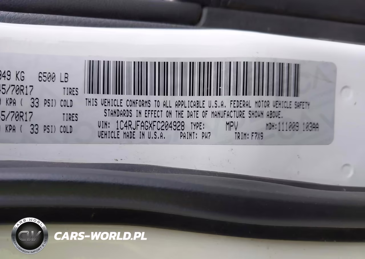 2015 Jeep Grand Cherokee Laredo VIN:1C4RJFAGXFC204928 - 9