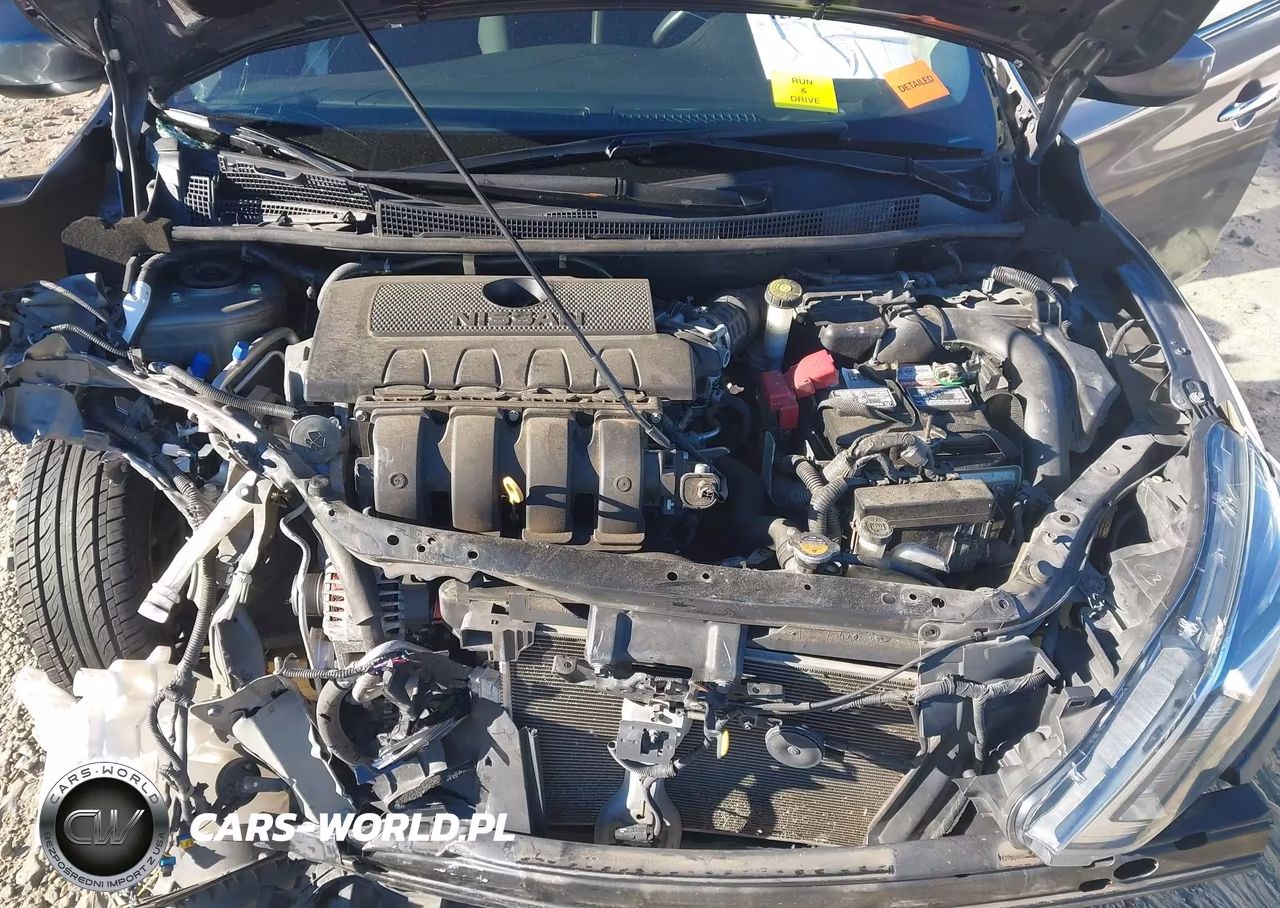 2018 Nissan Sentra S VIN:3N1AB7AP5JY321335 - 10