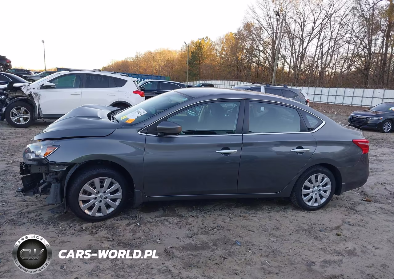 2018 Nissan Sentra S VIN:3N1AB7AP5JY321335 - 14