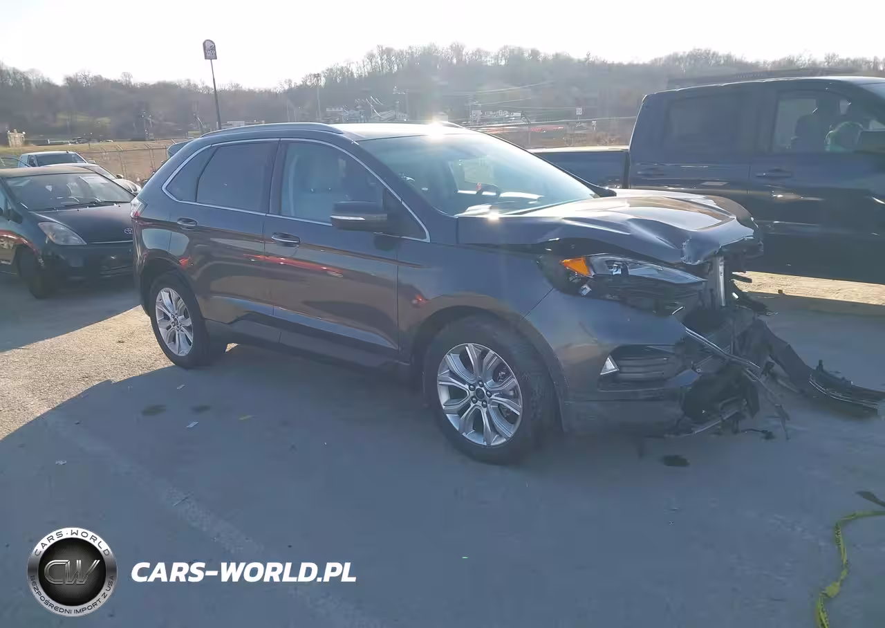 2020 Ford Edge Titanium