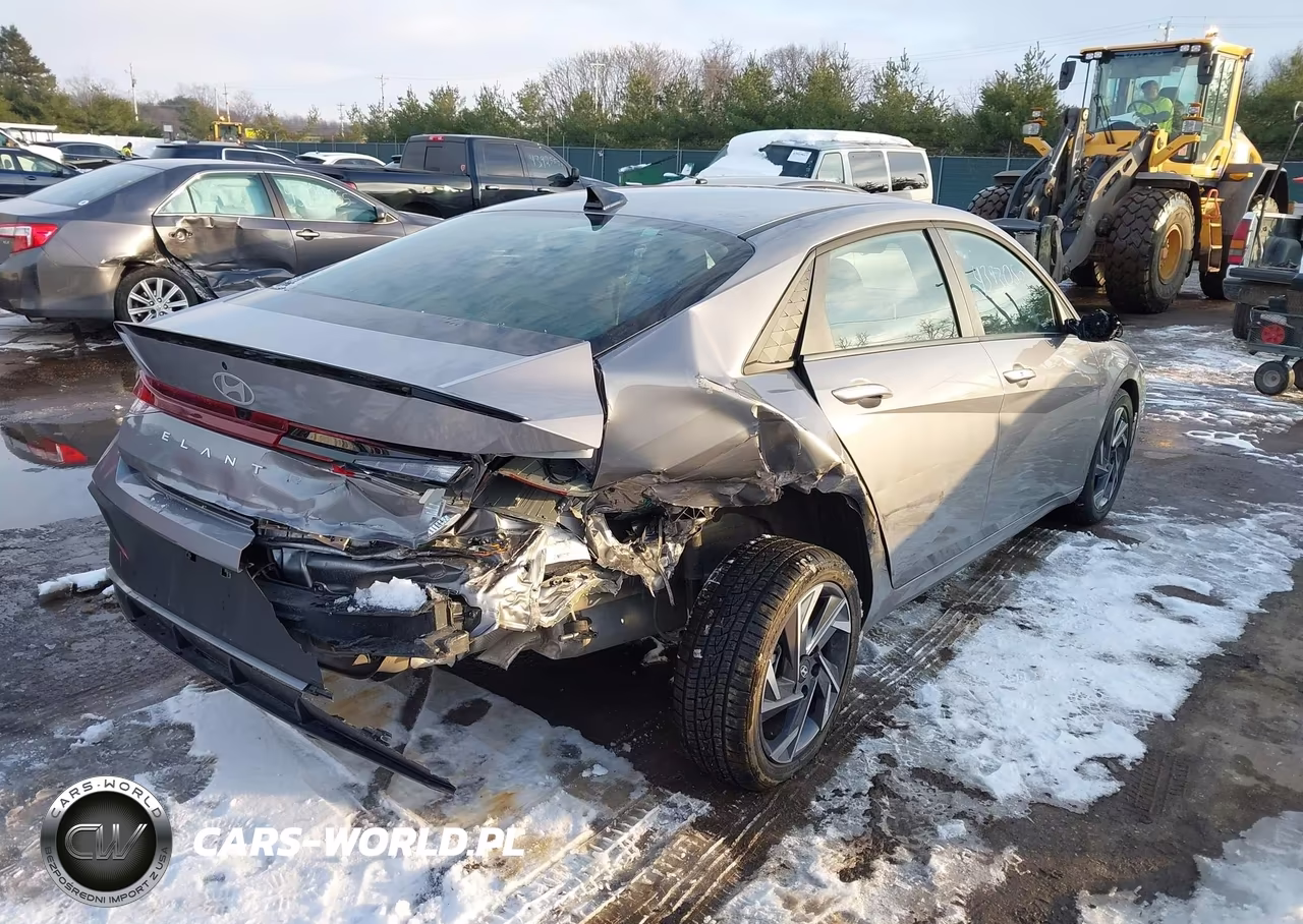 2025 Hyundai Elantra Sel Sport VIN:KMHLM4DG7SU917542 - 6