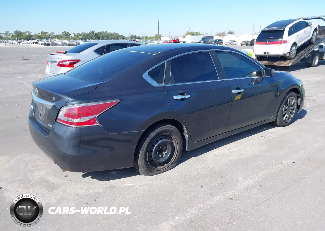 2013 Nissan Altima 2.5 S VIN:1N4AL3AP0DC223982 - 4