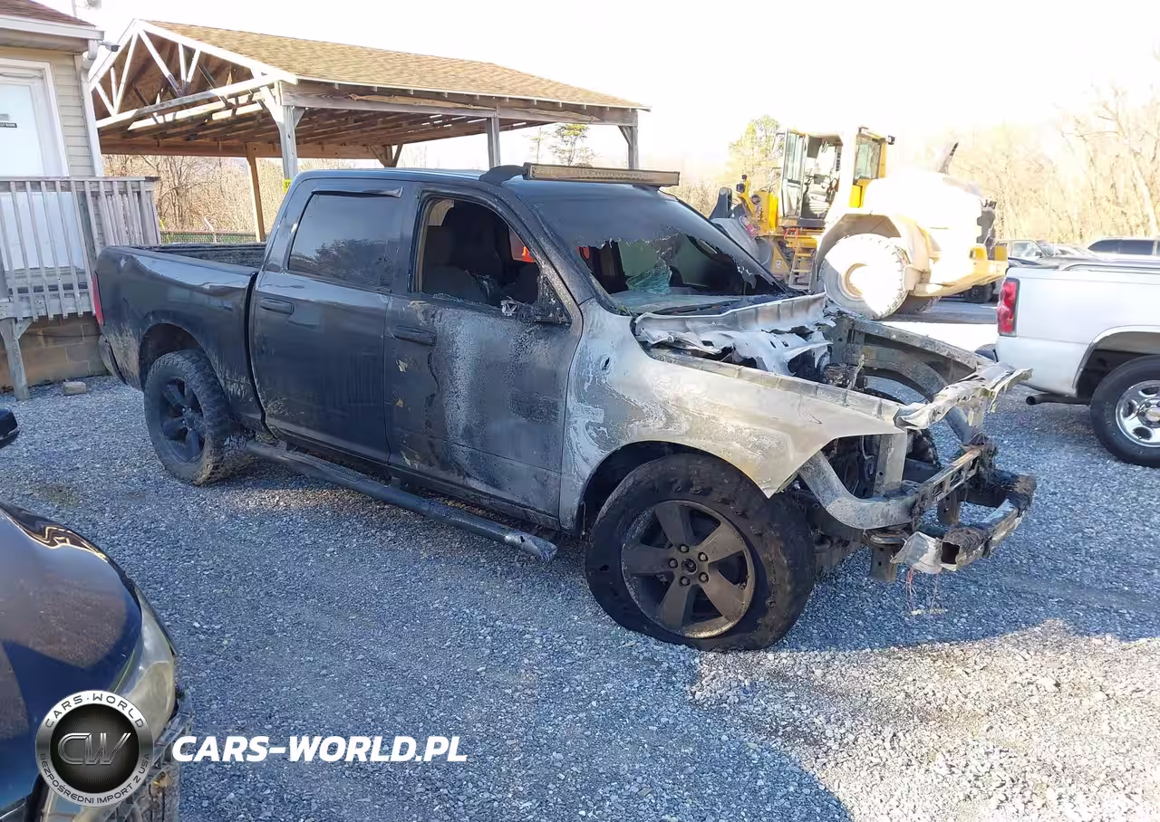 2017 Ram 1500 Express 4X4 5'7 Box