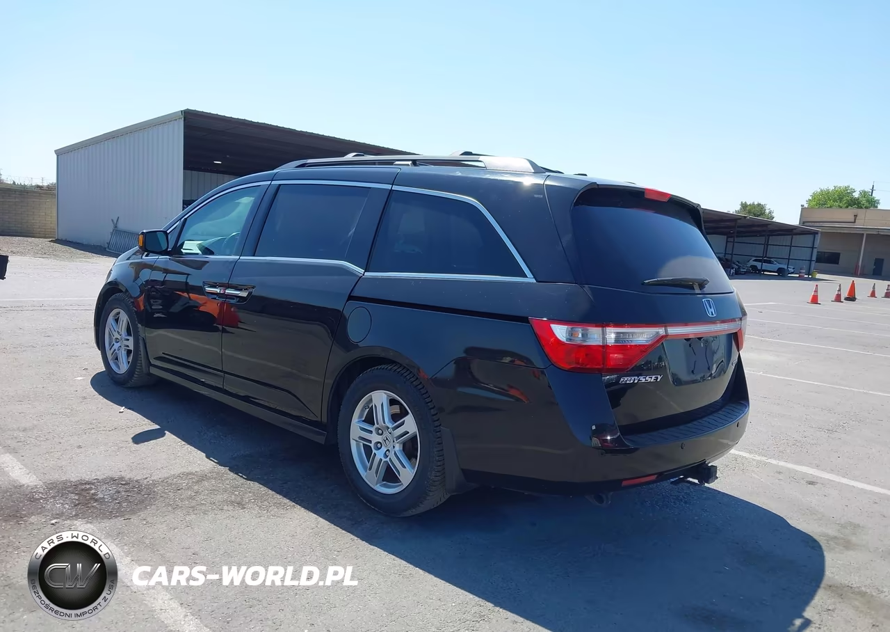 2011 Honda Odyssey Touring-Touring Elite VIN:5FNRL5H96BB091780 - 3