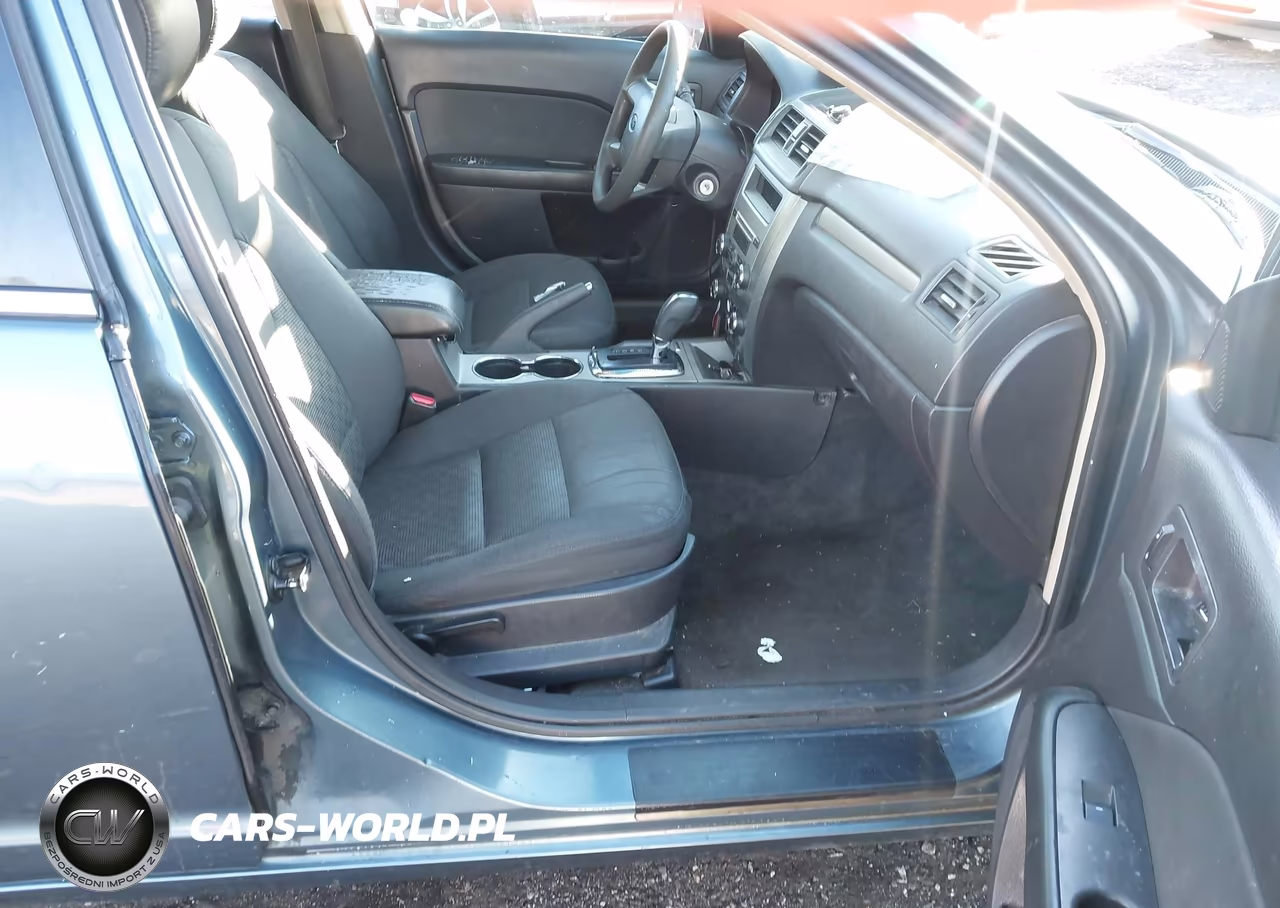 2011 Ford Fusion Se VIN:3FAHP0HA1BR119261 - 5