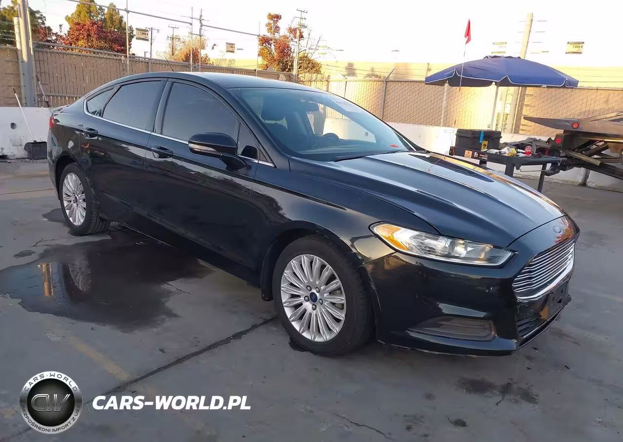 2015 Ford Fusion Hybrid Se