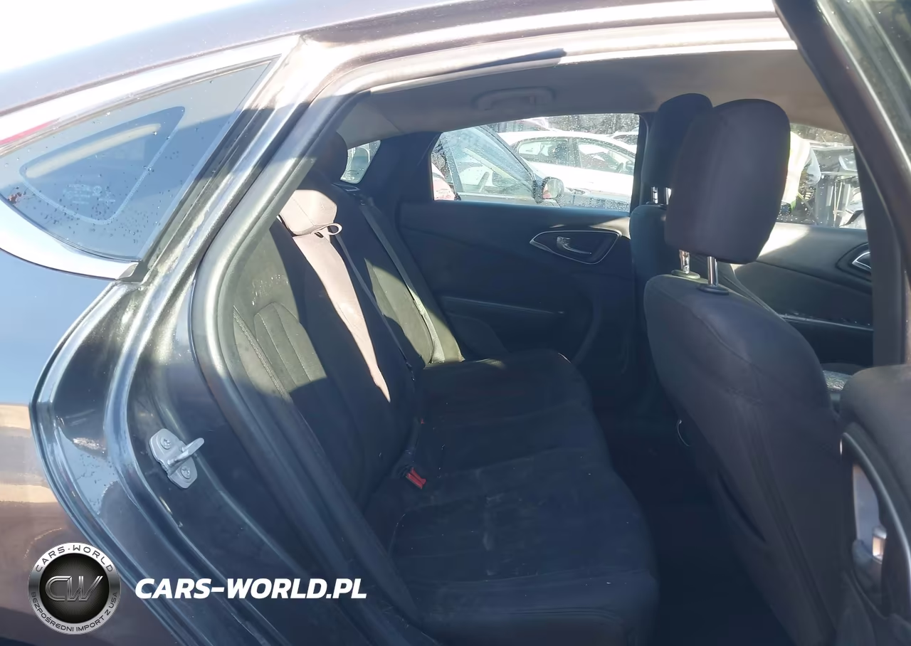 2015 Chrysler 200 Limited VIN:1C3CCCAB8FN626904 - 8