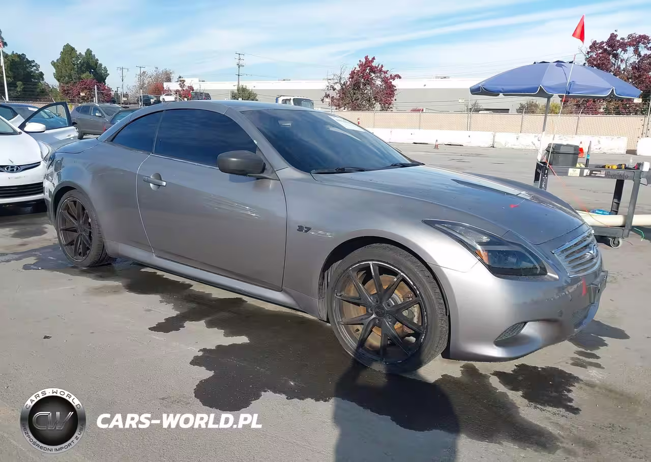2009 Infiniti G37