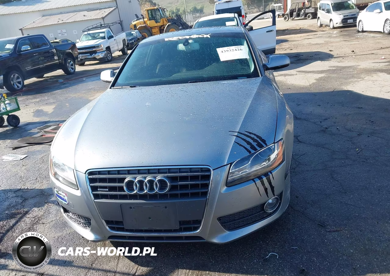 2011 Audi A5 2.0T Premium VIN:WAULFAFR1BA038712 - 12