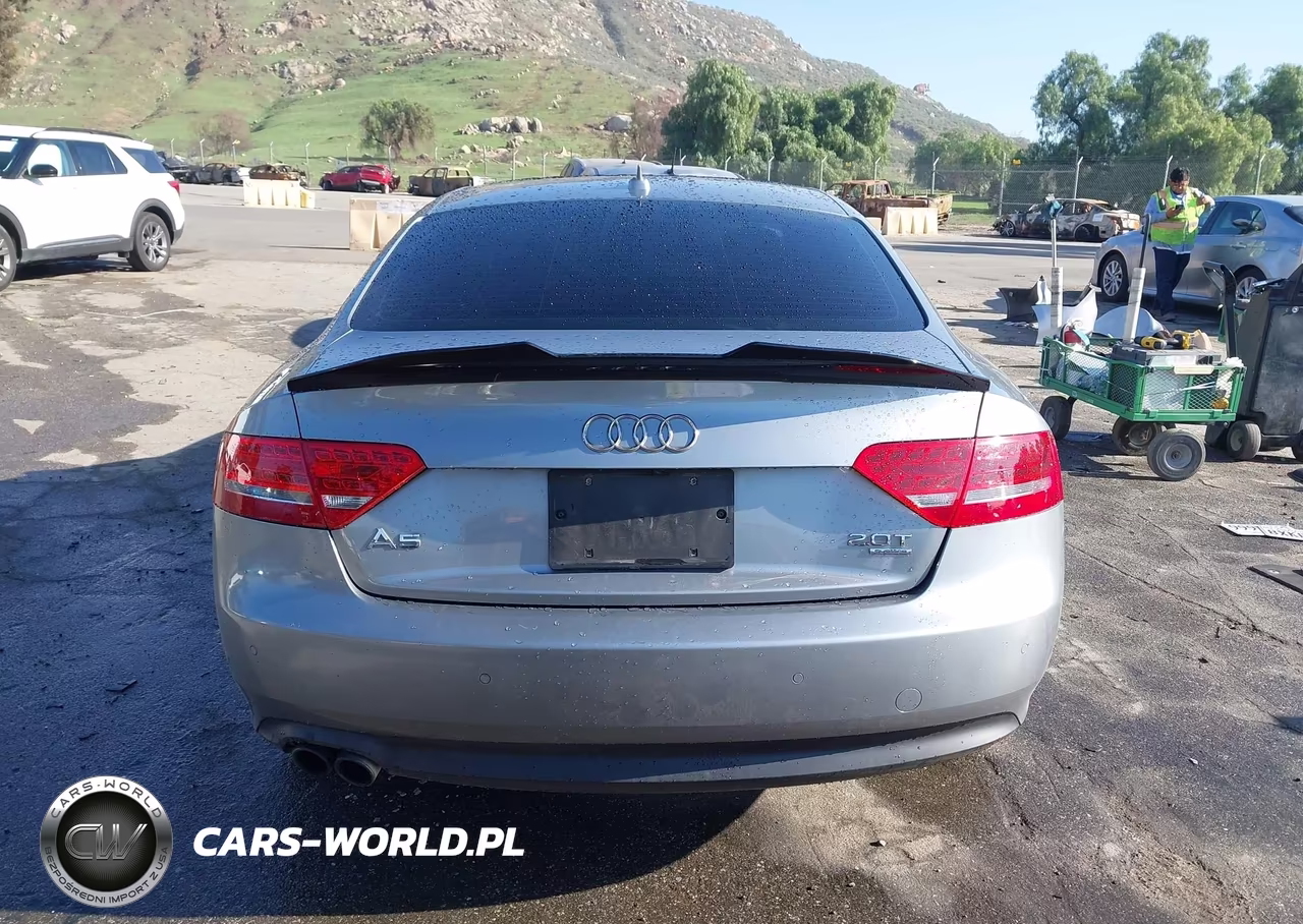 2011 Audi A5 2.0T Premium VIN:WAULFAFR1BA038712 - 16