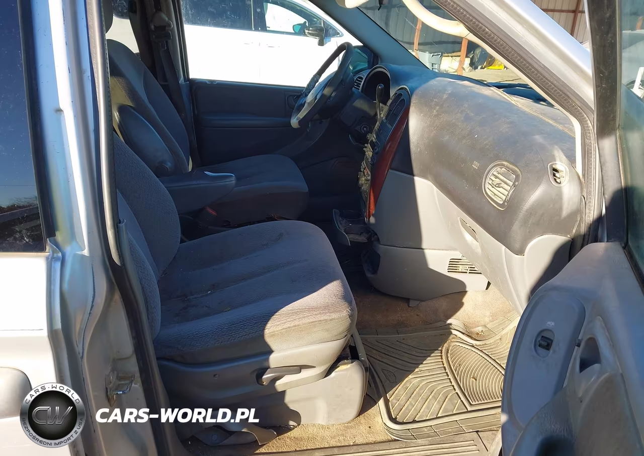 2007 Chrysler Town & Country Lx VIN:2A4GP44R07R174574 - 5