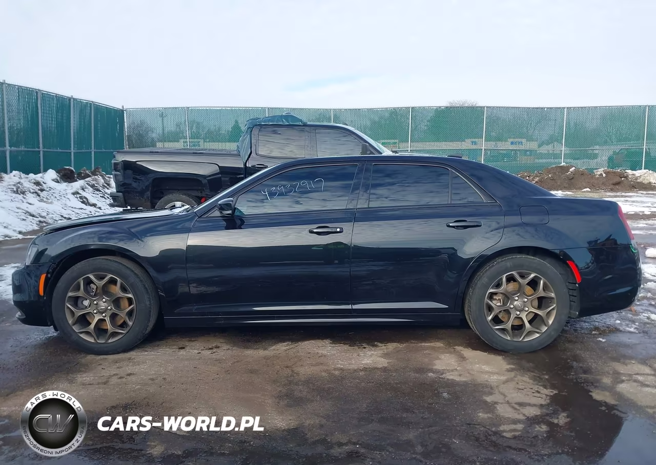 2018 Chrysler 300 300S Awd VIN:2C3CCAGG1JH182418 - 14