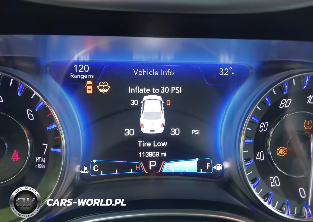 2018 Chrysler 300 300S Awd VIN:2C3CCAGG1JH182418 - 15