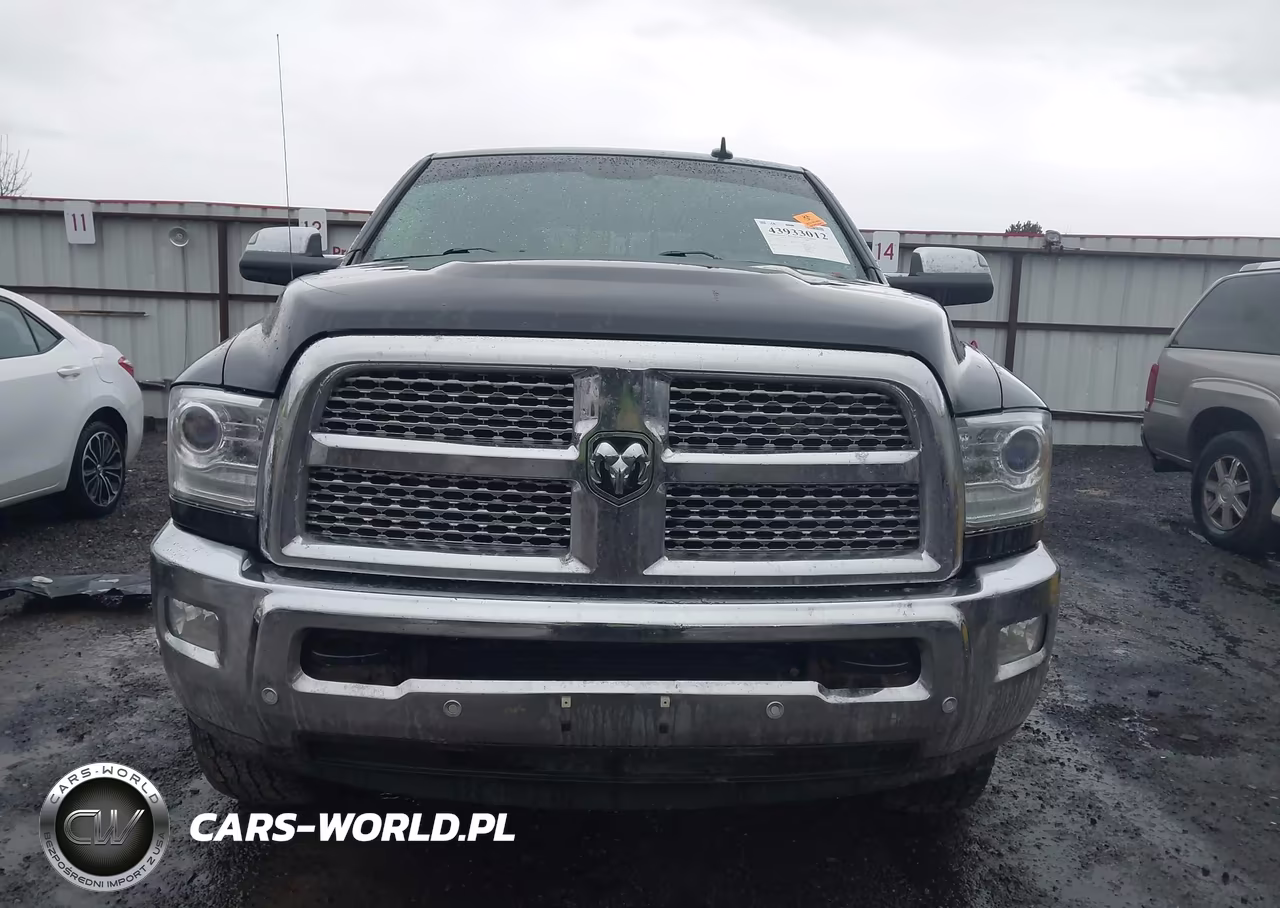 2017 Ram 3500 Laramie 4X4 8' Box VIN:3C63R3JL0HG743463 - 12