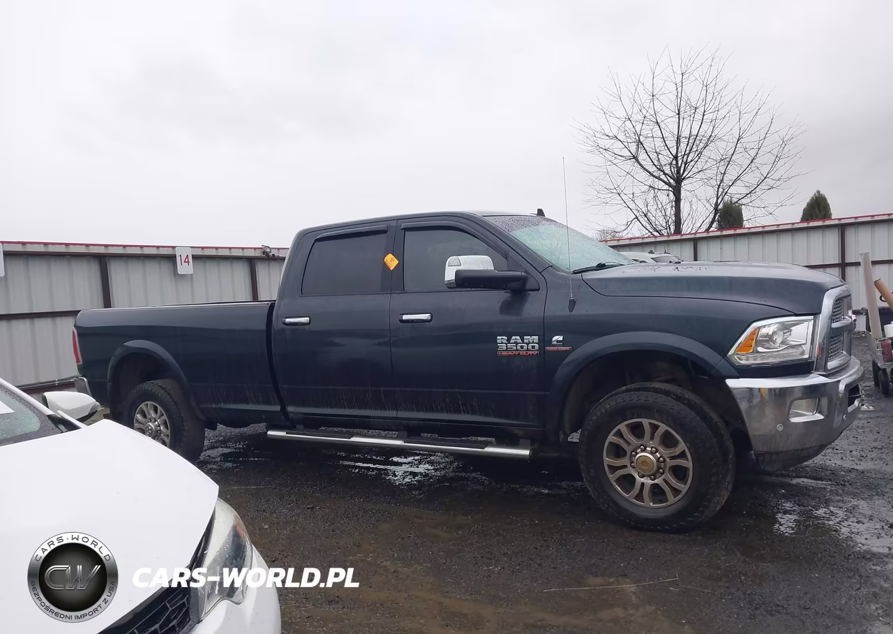 2017 Ram 3500 Laramie 4X4 8' Box VIN:3C63R3JL0HG743463 - 13