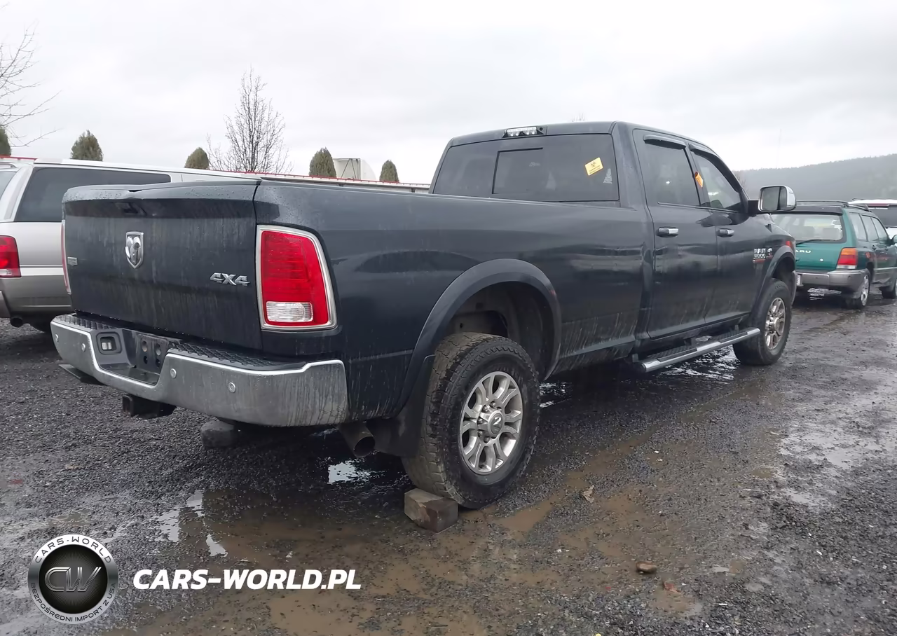 2017 Ram 3500 Laramie 4X4 8' Box VIN:3C63R3JL0HG743463 - 4